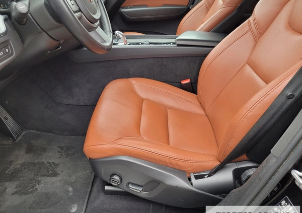 Volvo XC 60 cena 169900 przebieg: 86001, rok produkcji 2019 z Rymanów małe 466